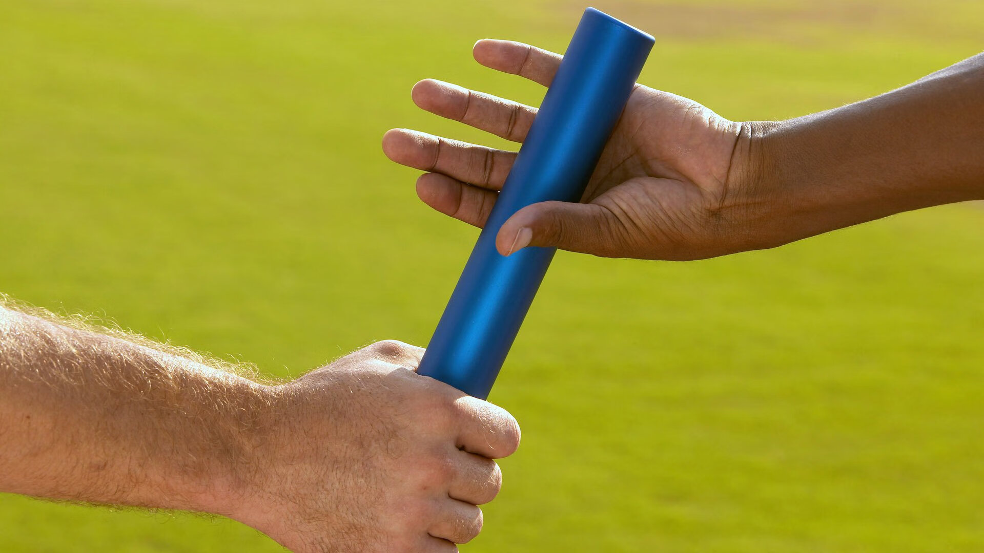 贝恩化身铁闸锁死对手，掘金窒息防守终结篮网最后反扑